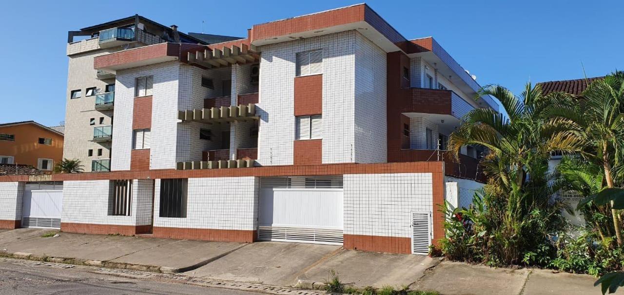 Apto Maranduba Ubatuba Super Legal 80 Mts Da Praia Bagian luar foto